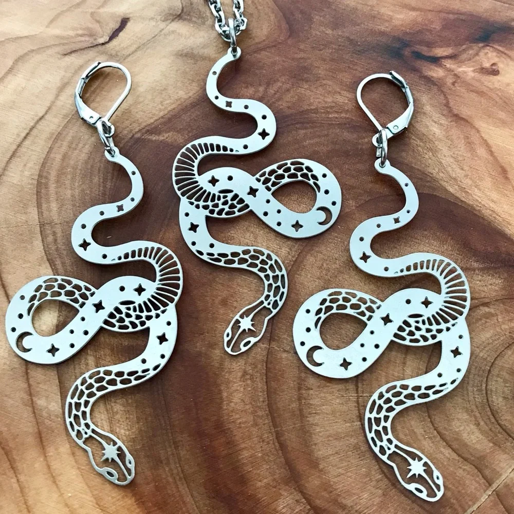 🆕 Snake Laser Cut Necklace and Earrings Set Stainless Steel - Picture 2 of 6